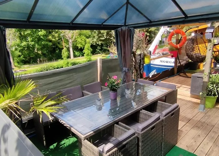 Péniche Morgane 2 Sas Les Bêtises Bateau-hôtel