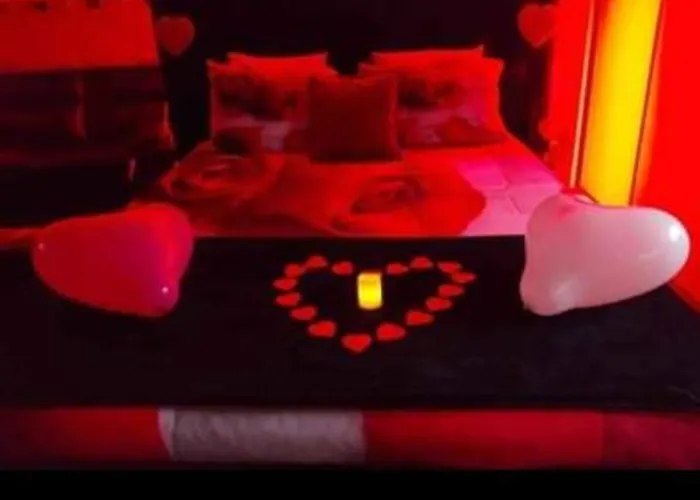 Péniche Morgane 2 Sas Les Bêtises Bateau-hôtel Cambrai